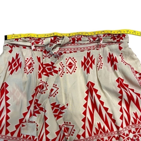 Francesca's Miami Aztec Print Rayon Shorts Lined Size Medium - Picture 4 of 11
